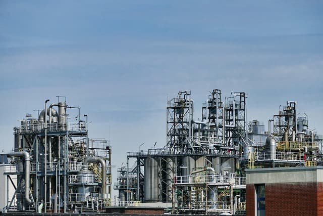 refinery, oil, industry, gas, silhouette, oil refinery, crude oil, mineral oil, factory, architecture, production, petrochemicals, cables, pipeline, chemical, fuel, industrial plant, refinery, gas, oil refinery, crude oil, crude oil, crude oil, crude oil, crude oil, pipeline
